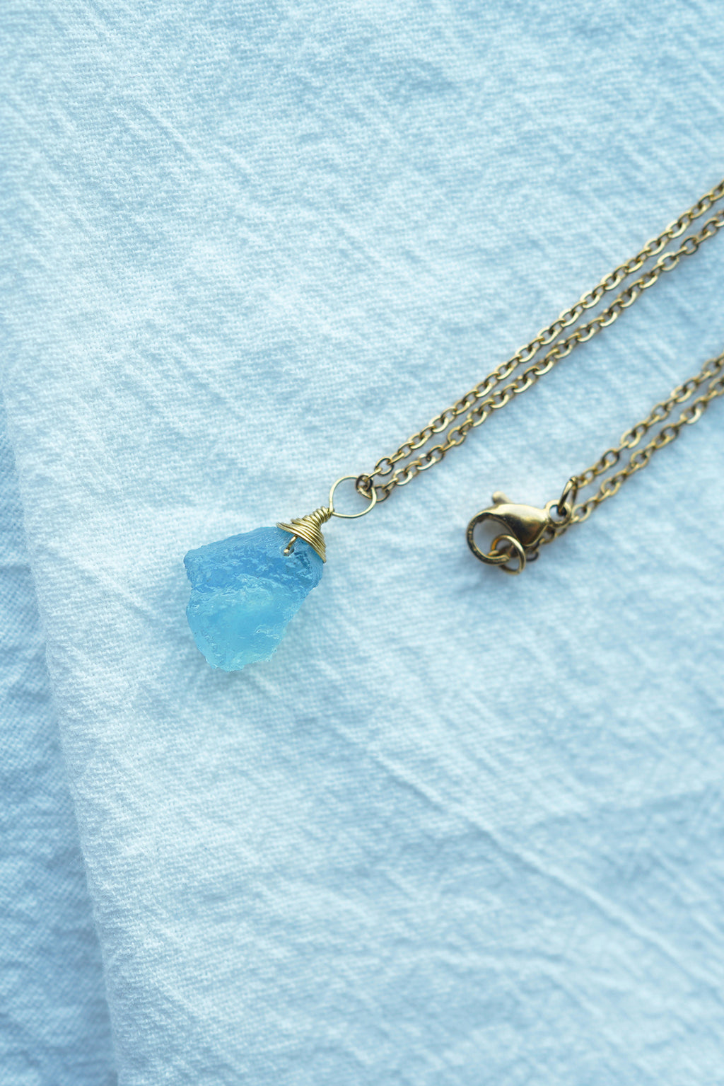Raw Glow Pendant